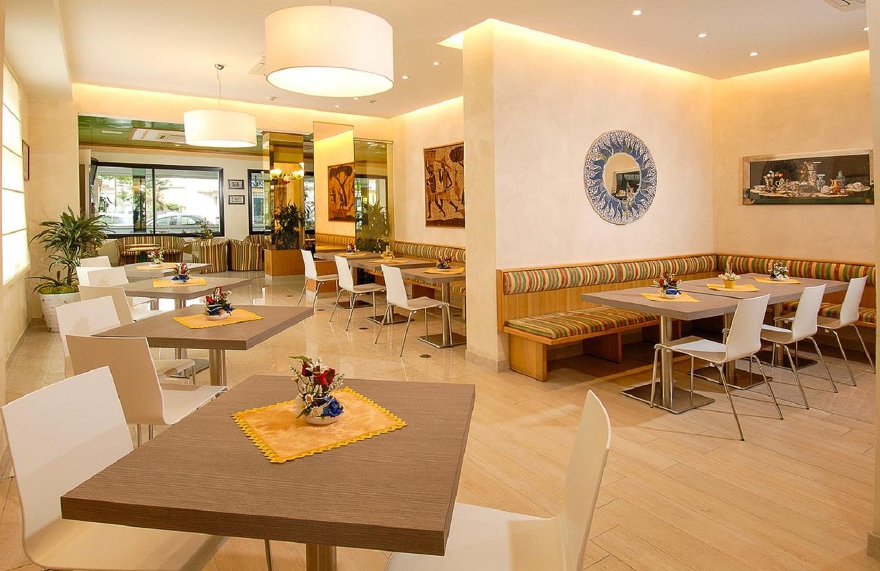 Hotel Antonella & Mael Gatteo a Mare Exterior photo